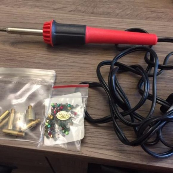 NEW - Electric Rhinestone Applicator - Picture 4 of 5